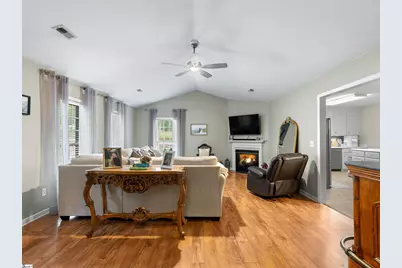 15990 Asheville Highway, Campobello, SC 29322 - Photo 6