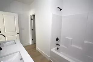 402 & 404 Sierra Rd, Moore, SC 29369 - Photo 18