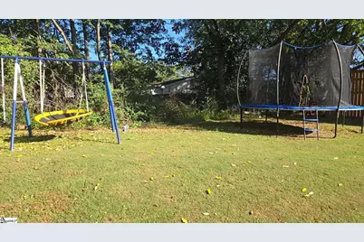 200 W 4th Avenue, Easley, SC 29640 - Photo 16