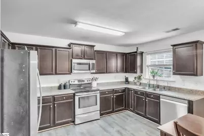 719 Dottie Drive, Boiling Springs, SC 29316 - Photo 8