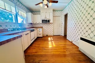 302 Chestnut St, Abbeville, SC 29620 - Photo 14