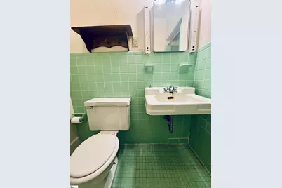 302 Chestnut Street, Abbeville, SC 29620 - Photo 32