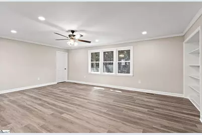 846 Pine Creek Drive, Greenville, SC 29605 - Photo 4