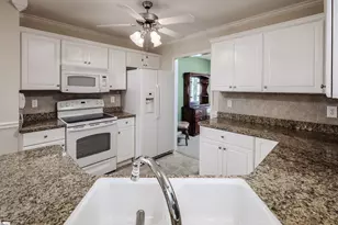 192 Walker Point, Seneca, SC 29672 - Photo 8