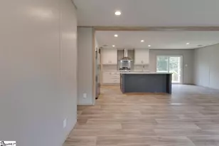 318 Bulman Rd, Roebuck, SC 29376 - Photo 6