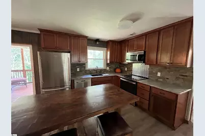 606 N Poplar Street, Walhalla, SC 29691 - Photo 2