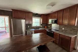 606 N Poplar St, Walhalla, SC 29691 - Photo 2