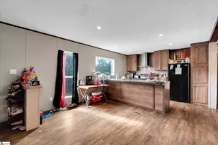 161 Townsend Ct, Spartanburg, SC 29302 - Photo 4