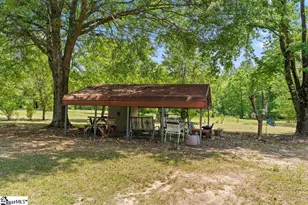 690 Farms Bridge Rd, Inman, SC 29349 - Photo 6