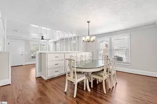 401 Gordon St, Greenville, SC 29611 - Photo 10