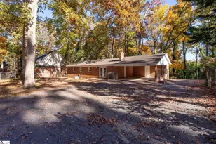 208 Spring Dr, Easley, SC 29642 - Photo 32