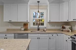 208 Spring Dr, Easley, SC 29642 - Photo 8