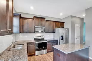 733 Liberty Walk Ln, Simpsonville, SC 29681 - Photo 10