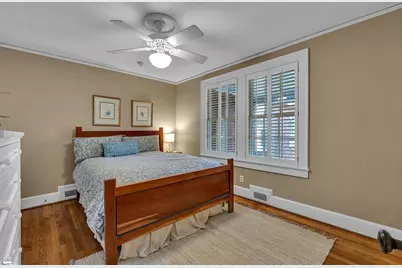 46 W Hillcrest Drive, Greenville, SC 29609 - Photo 18