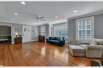 46 W Hillcrest Drive, Greenville, SC 29609 - Photo 4