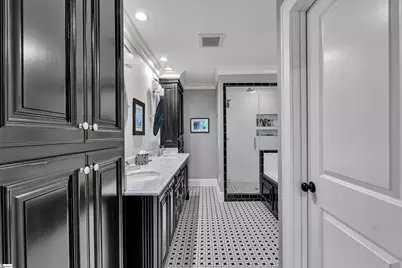 46 W Hillcrest Drive, Greenville, SC 29609 - Photo 16