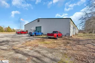 5575 Dobbins Bridge Rd, Anderson, SC 29625 - Photo 2