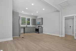 25 S Riegel Ave, Ware Shoals, SC 29692 - Photo 8