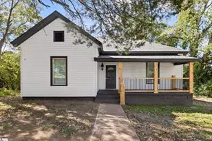 25 S Riegel Ave, Ware Shoals, SC 29692 - Photo 2