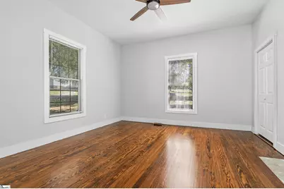 25 S Riegel Avenue, Ware Shoals, SC 29692 - Photo 18