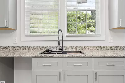 25 S Riegel Avenue, Ware Shoals, SC 29692 - Photo 12