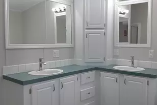 125 Oldfield Cir, Williamston, SC 29697 - Photo 10