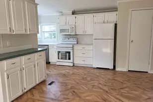 125 Oldfield Cir, Williamston, SC 29697 - Photo 2