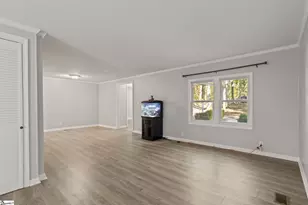 123 Country Acres Rd, Greenwood, SC 29646 - Photo 10