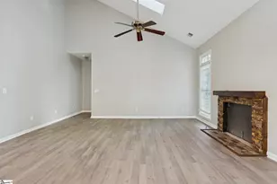 1 Mountain Rose Ct, Simpsonville, SC 29681 - Photo 4