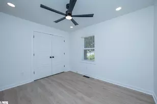 406 Fairview St, Fountain Inn, SC 29644 - Photo 30