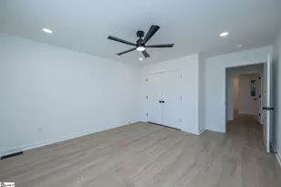 406 Fairview St, Fountain Inn, SC 29644 - Photo 24