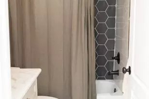 102 Elm St, Greenville, SC 29605 - Photo 36