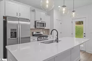 413 W Parima Ct, Spartanburg, SC 29301 - Photo 6