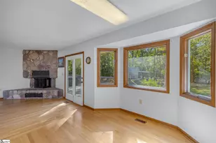 104 Fairway Ln, Westminster, SC 29693 - Photo 10