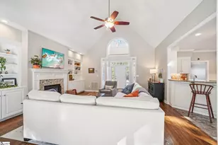 102 Lockmere Ct, Easley, SC 29642 - Photo 10