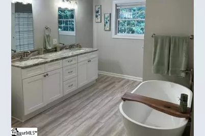 308 Hunting Hollow Road, Six Mile, SC 29682 - Photo 8