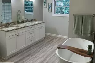 308 Hunting Hollow Rd, Six Mile, SC 29682 - Photo 8