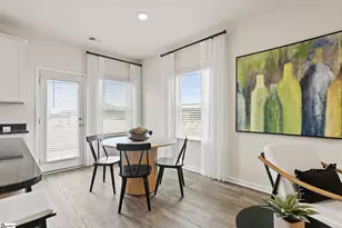 310 Parksville Pl, Greenville, SC 29605 - Photo 6