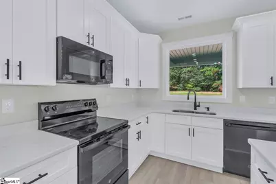 565 Bill Lattimore Road, Chesnee, SC 29323 - Photo 8