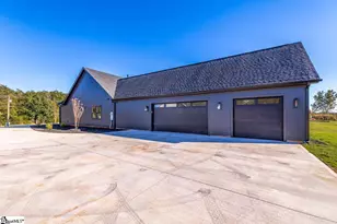 3392 Fairview Rd, Fountain Inn, SC 29644 - Photo 4