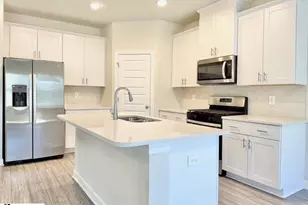 104 Madera Ct, Spartanburg, SC 29306 - Photo 2