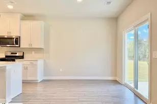 104 Madera Ct, Spartanburg, SC 29306 - Photo 4