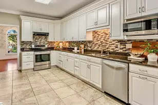 105 Sugar Mill Ct, Greer, SC 29650 - Photo 6