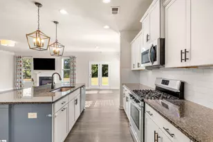 8 Valeria Pl, Simpsonville, SC 29681 - Photo 8