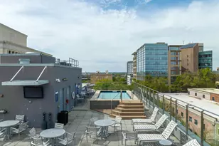 100 E Washington St, Greenville, SC 29601 - Photo 32