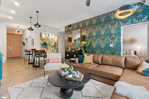 100 E Washington St, Greenville, SC 29601 - Photo 20