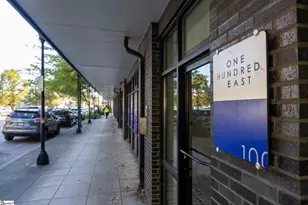 100 E Washington St, Greenville, SC 29601 - Photo 6