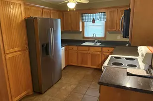 411 Hillbrook Cir, Pacolet, SC 29372 - Photo 2