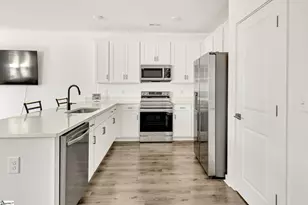 1230 Westgate Vlg Dr, Spartanburg, SC 29301 - Photo 4