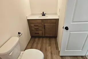 421 Barbican Pl, Greenville, SC 29605 - Photo 6